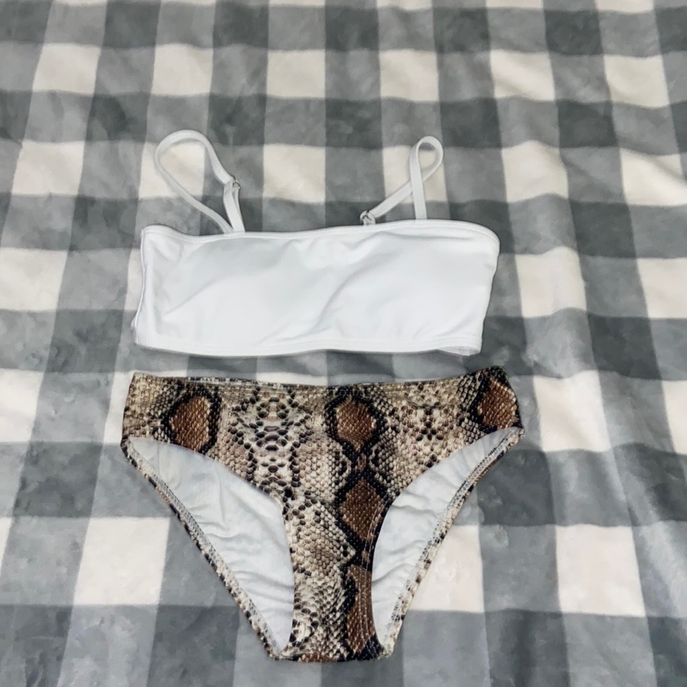 Never worn.